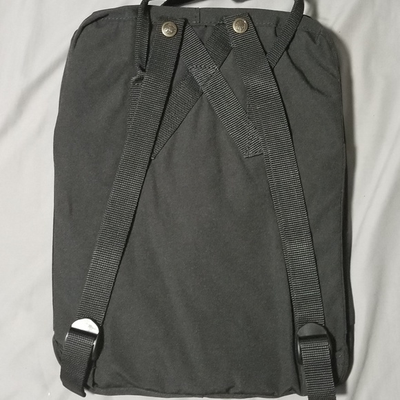 Fjallraven Kanken Backpack Black 16L Classic - Picture 3 of 6